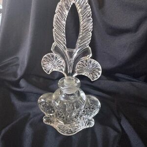 Elegant Crystal Glass Feather Decor